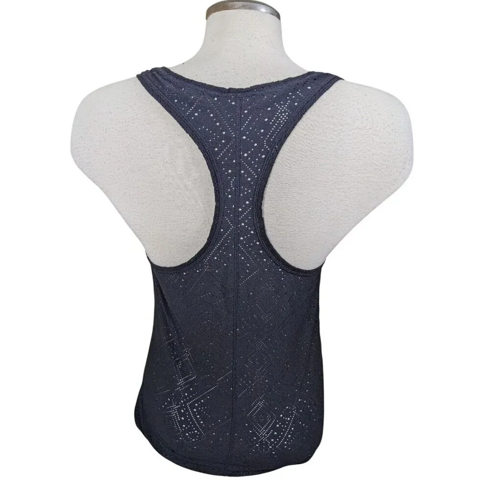 Old Navy Active Womens M Tank Top Black Perforated Pullover Athletic Sleeveless - Picture 4 of 7